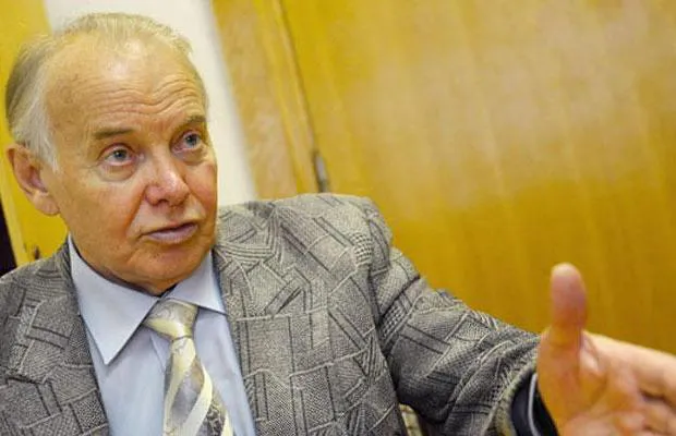 Відомий мовознавець Олександр Пономарів залишив викладацьку роботу