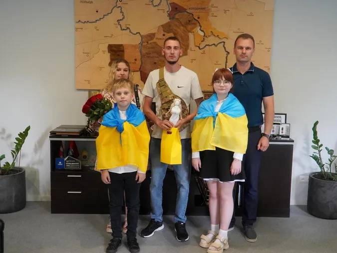 Після півтора року полону до Володимира повернувся боєць Олександр Корнєв (фото)
