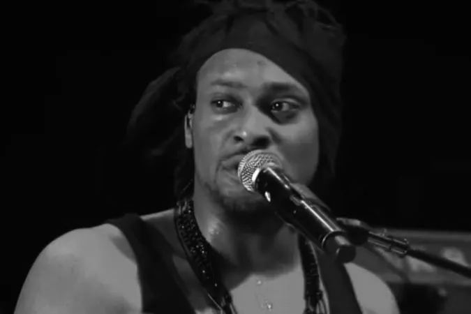 Помер відомий американський співак D'Angelo