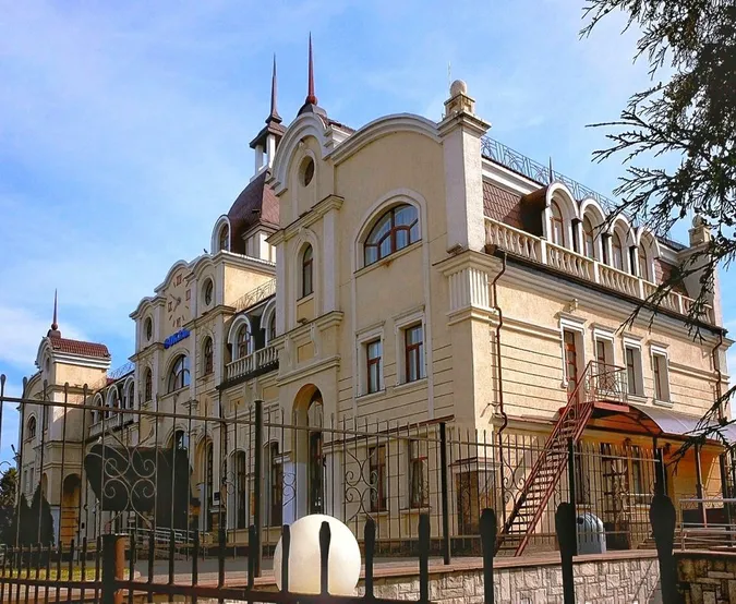 20+ несподіваних ракурсів Луцька на світлинах фотографа