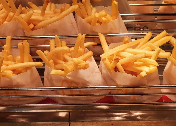 У Ковелі запрацював McDonald's: який він (фото)