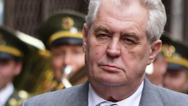 Президент Чехії пропонує Україні заплатити за Крим