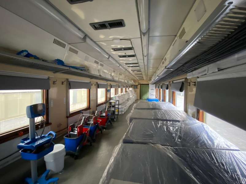В Україні почав курсувати евакуаційний потяг-мінігоспіталь (фото)