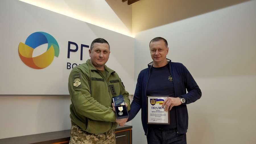 Волинські волонтери отримали нагороди від Залужного (фото)