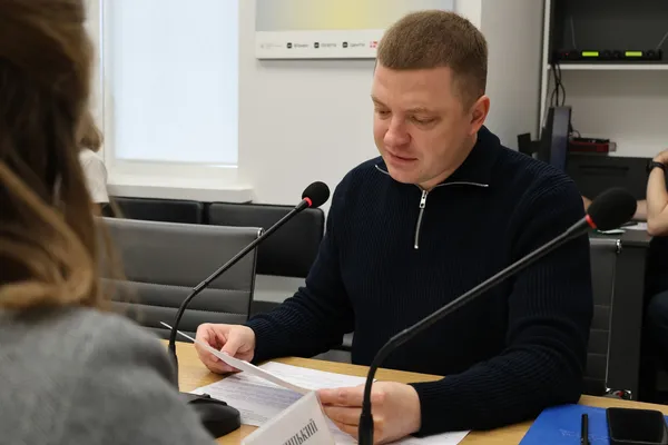 Тарас Шкітер провів зустріч із сімʼями воїнів: з якими проблемами стикаються родини (фото)