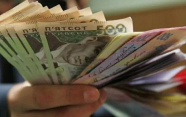 В Україні анонсували збільшення середньої зарплати