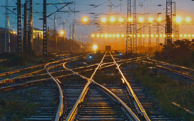 Підозрюють диверсію: у Польщі пошкодили ділянку залізниці, яка веде до Волині