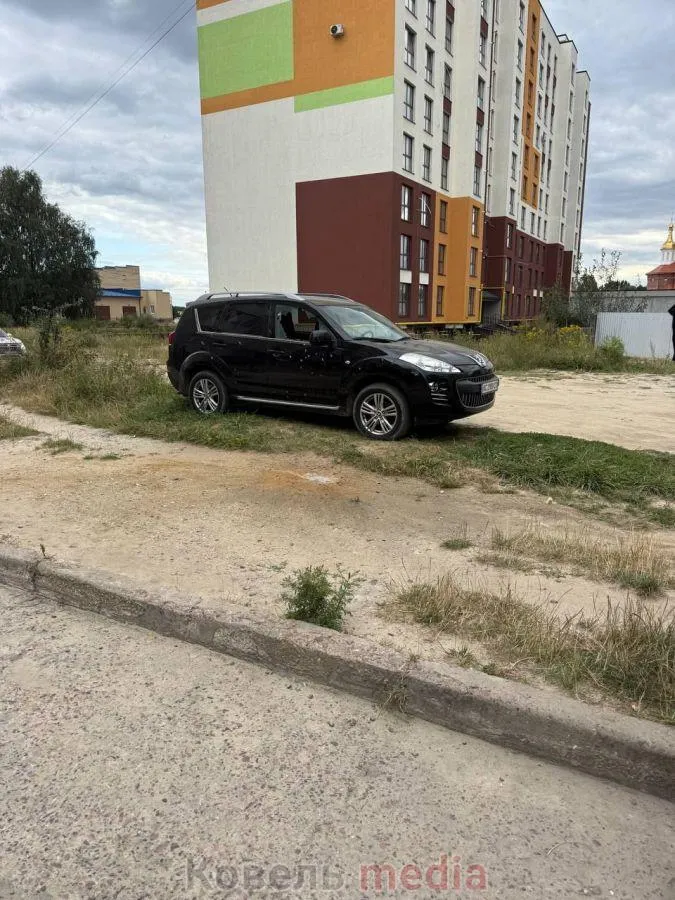 У Ковелі чоловік посеред вулиці підірвав гранату (фото)