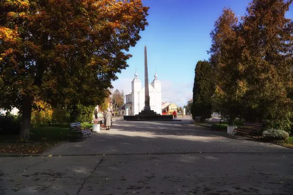 У Володимирі хочуть демонтувати радянський обеліск