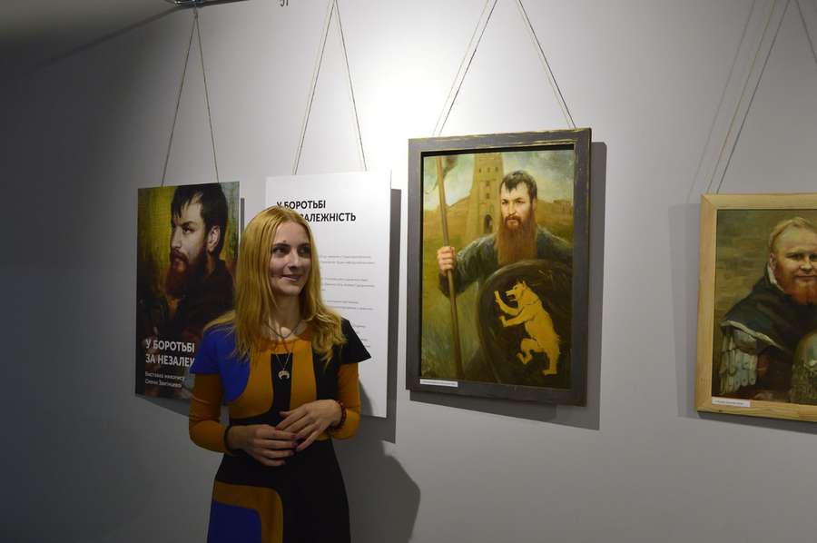 У боротьбі за Незалежність: відкрили виставку відомої художниці (фото)