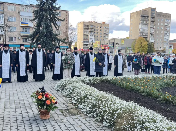 Навіки 44: у Ковелі попрощалися з захисником Романом Яковлевим
