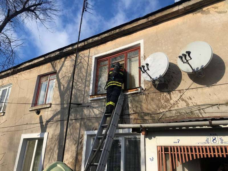 У Володимирі в пожежі загинула пенсіонерка (фото, відео)