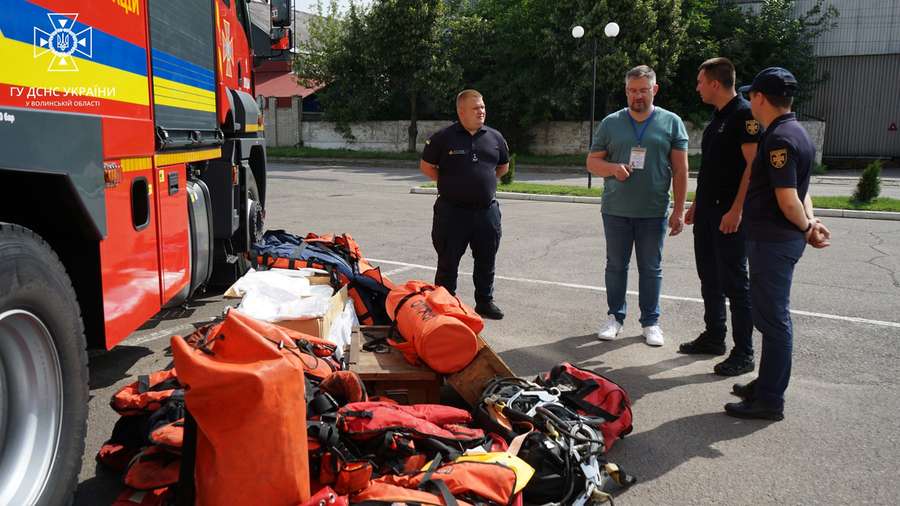Волинські рятувальники отримали обладнання з Норвегії та Німеччини (фото)