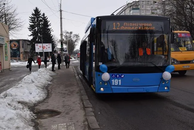Проїзд у тролейбусі має коштувати 12 гривень, – мер Луцька