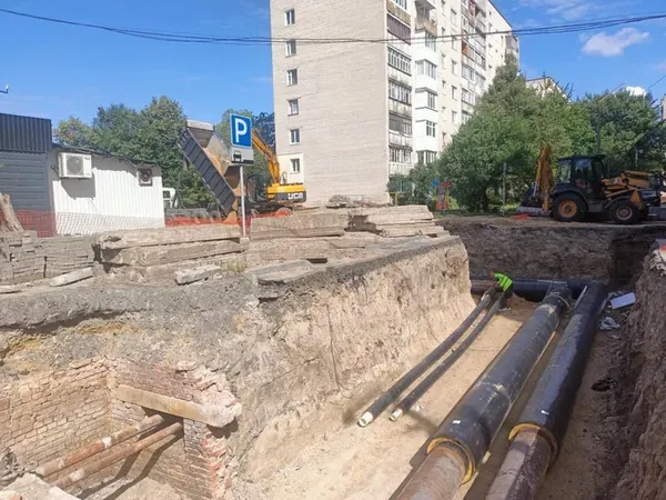 Цілий район Луцька місяць сидітиме без гарячої води