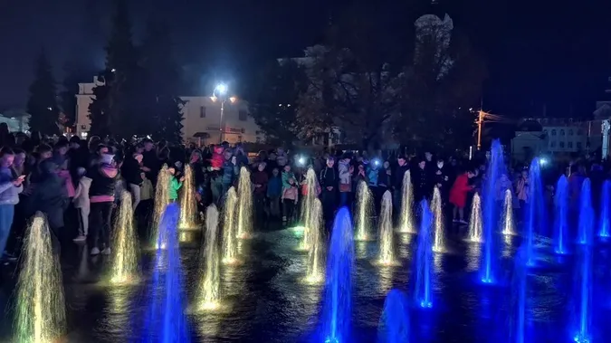 “Рік буде експериментальним”, – Осіюк про фонтан на Театральному майдані
