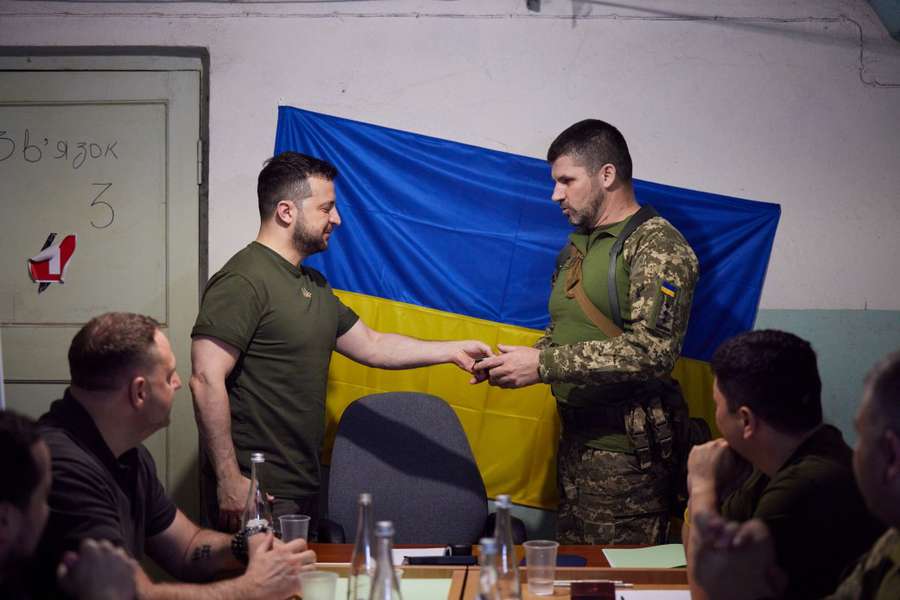 Зеленський відвідав позиції українських бійців на Миколаївщині