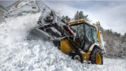 Бац – і зима: для Луцька доцільно придбати снігоприбиральний комбайн (відео)