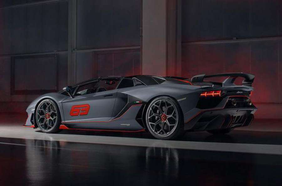 Lamborghini випустить два ексклюзивні автомобілі (фото)