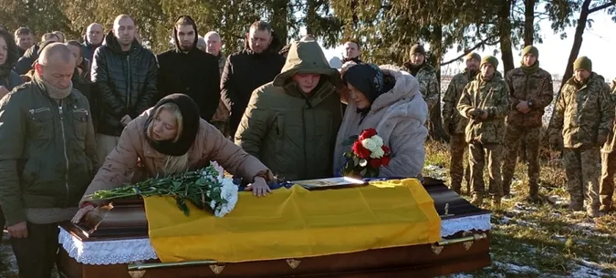 На Волині попрощалися із 51-річним воїном Сергієм Шелестом (фото)