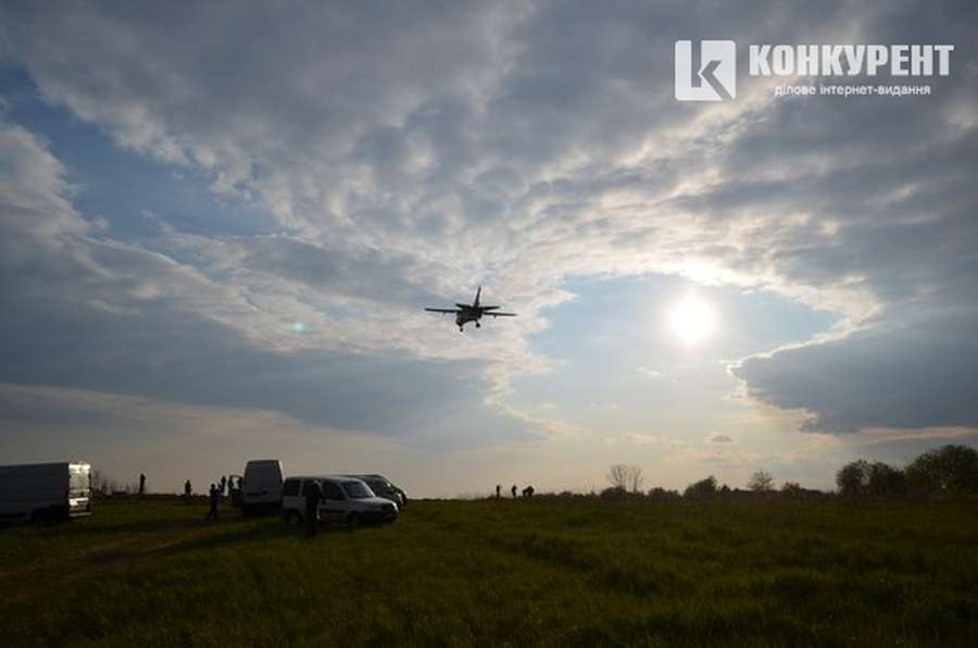 У мережі опублікували фото військових польотів над Луцьком