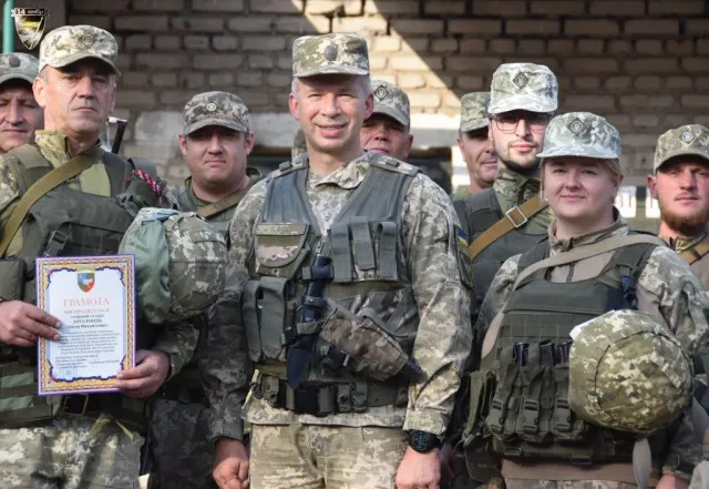 На фронті відзначили військових 14 ОМБР (фото)