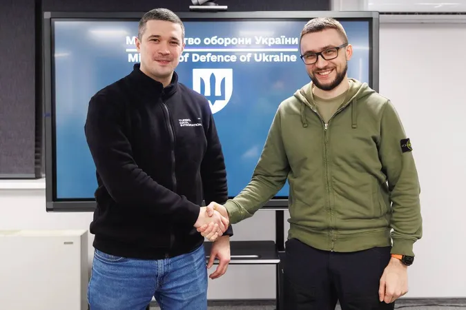 Волонтер Сергій Стерненко став радником Михайло Федорова