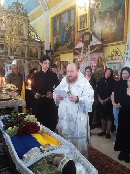 Від отриманих травм помер у лікарні: на Волині попрощались з Героєм Богданом Карвацьким (фото)