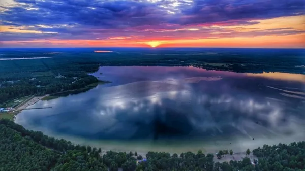 Куди поїхати замість моря: 5 бюджетних місць для відпочинку в Україні (фото, відео)