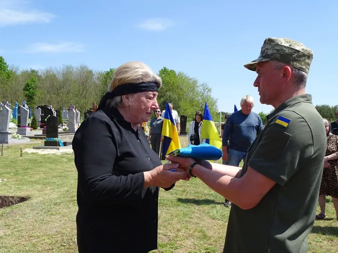 На Волині попрощалися з Героєм Дмитром Лободюком(фото)