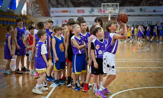 У Луцьку стартує літній баскетбольний табір Staryi Lutsk-Universytet Camp-2025