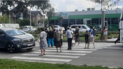 У Луцьку люди перекрили рух транспорту на Львівській (фото, відео)