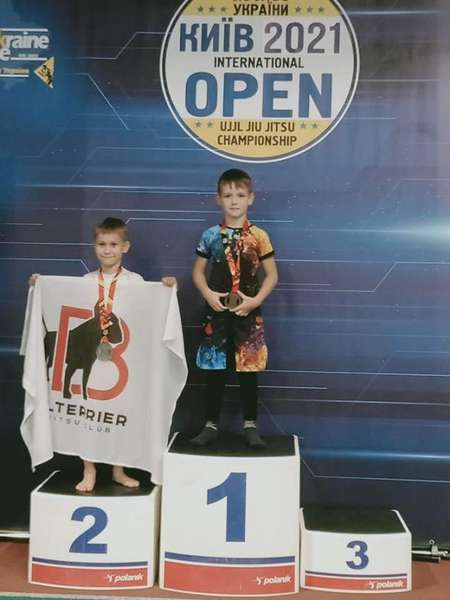 Троє маленьких волинян здобули «золото» на чемпіонаті України з джиу-джитсу (фото)