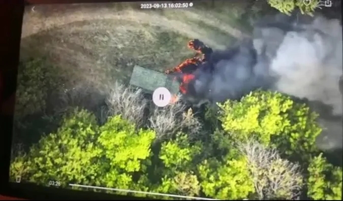 Горіло яскраво: воїни 100-ї бригади знищили ворожий «Урал» з боєкомплектом (відео)
