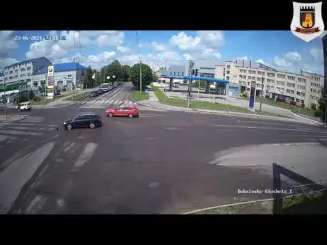 У Луцьку на перехресті не розминулися Skoda та Volvo (відео)