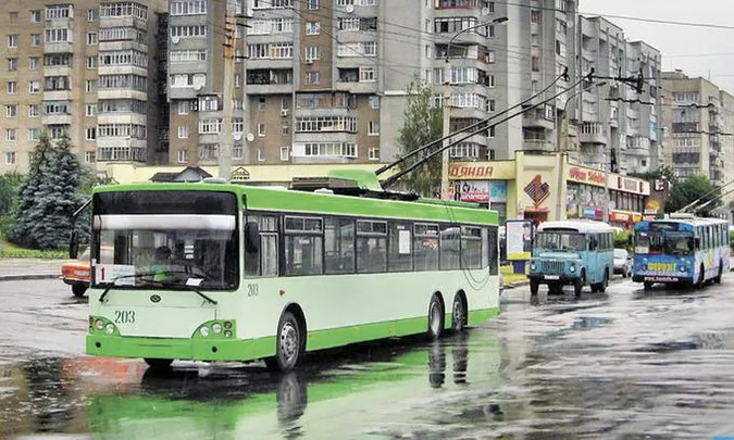 На ЛПЕ боротимуться із кризою