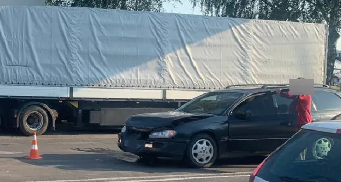 У Луцьку зіткнулися два «опелі» – винуватець був п'яний як чіп (фото, відео)