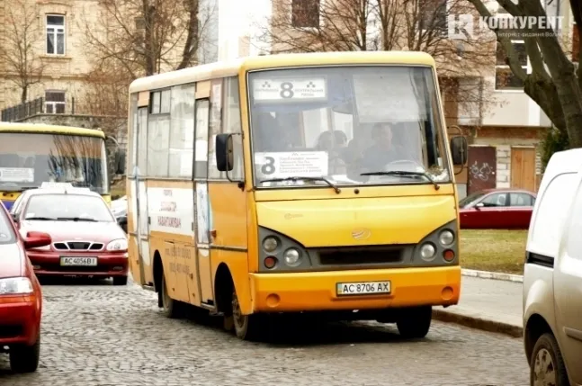 Лайно у луцьких маршрутках