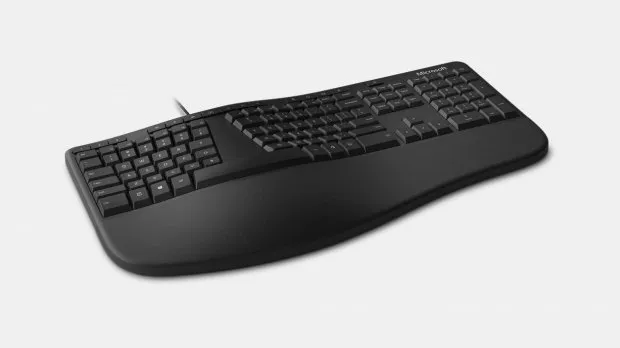Microsoft представила вигнуту клавіатуру (фото)