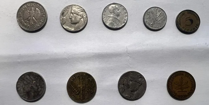 Через «Устилуг» намагалися вивезти з України колекцію монет (фото)