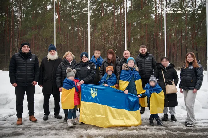 Родини об'єднались: до України повернули 5 дітей, яких викрала росія (фото)