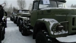 У Луцьку військові повертають до життя радянські автомобілі (відео)