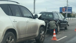 У поліції розповіли деталі потрійної аварії на шляхопроводі у Луцьку (фото)