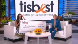 В ефірі свого шоу Еллен Дедженерес пожертвувала 30 тисяч доларів українцям (відео)