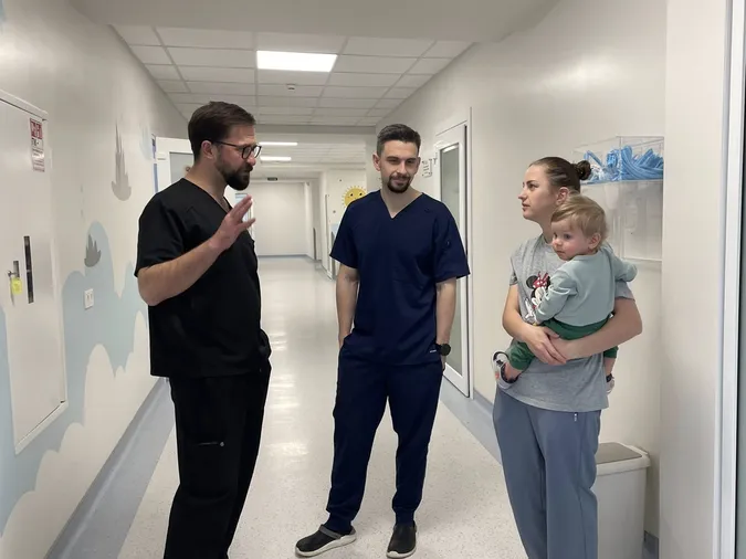 У Львові медики полагодили серце однорічному малюку з дзеркальними органами (фото)
