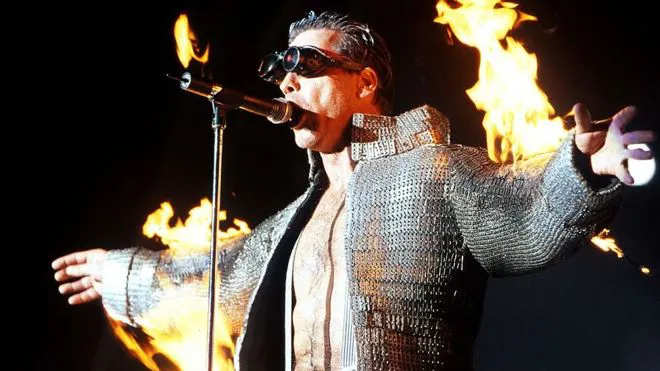 Rammstein розкритикували через кліп про Голокост