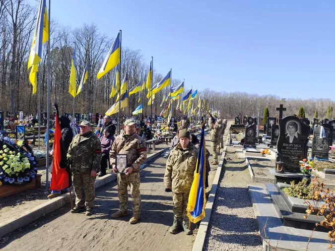 Ківерцівська громада попрощалася з матросом Олександром Бакальцем