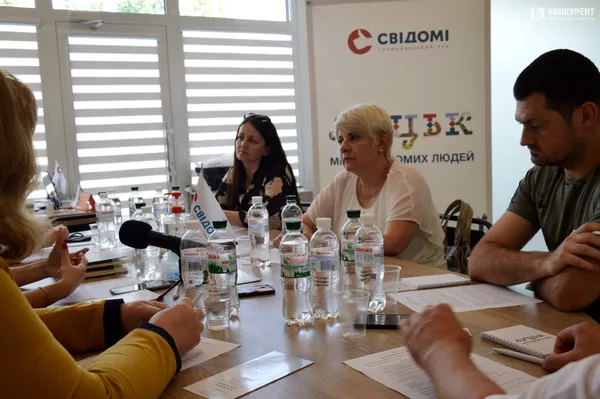 ЗНО відміняти не можна: у Луцьку обговорили проблеми освіти 2020