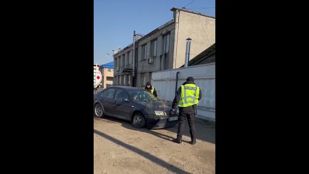 Волинянин втікав від поліції на авто з пробитим колесом (відео)