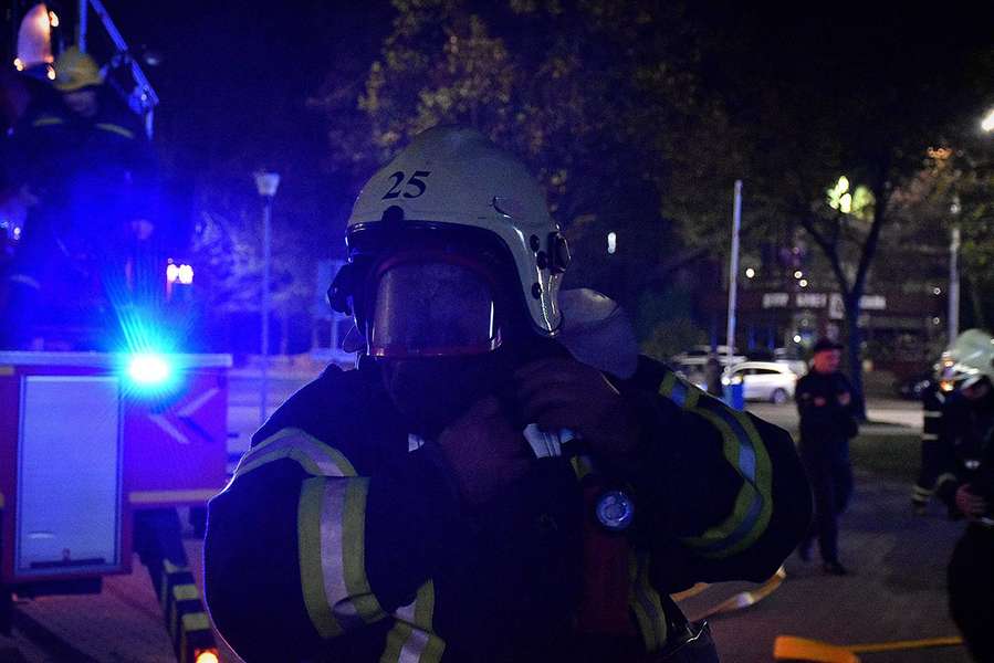 Пожежні авто та багато рятувальників: що коїлося біля Sport Life у Луцьку (фото)